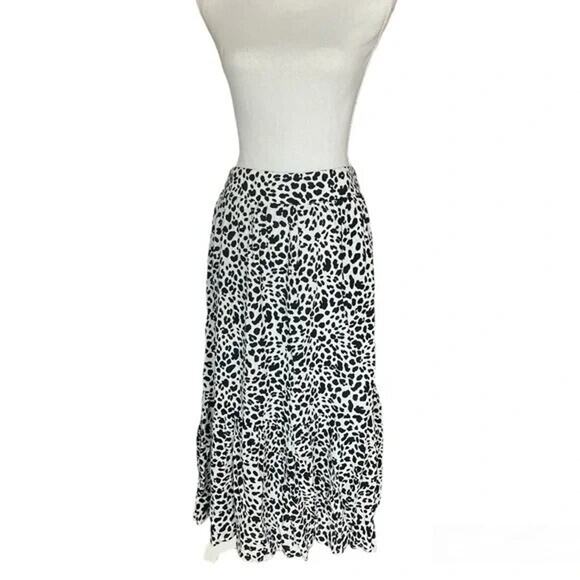 NWOT- Gibson Look, Tiered Belted Midi Skirt. Black/White Cheetah Print. Size L - Picture 1 of 11